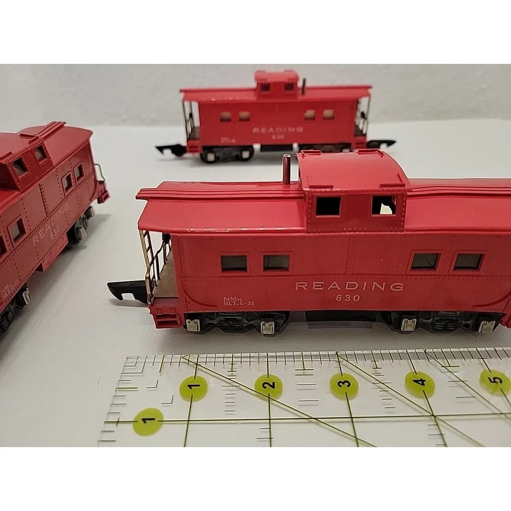 Lot of 3 American Flyer S 630 Reading Red Illuminated Caboose Train Cars